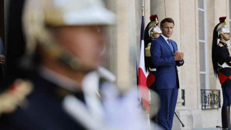 the deputies of the majority beaten in the legislative elections received Monday evening at the Élysée by Emmanuel Macron