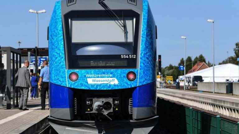 the first line of hydrogen trains in the world inaugurated