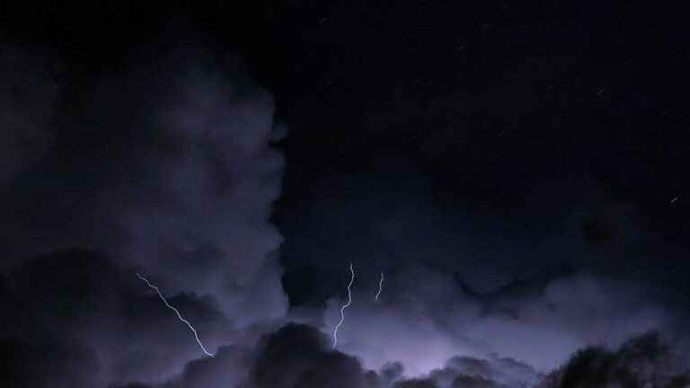 thunderstorms over Nice and in the valleys