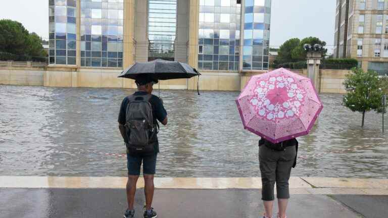 11 departments from Ain to Hérault placed on orange vigilance, the red alert lifted in the Gard