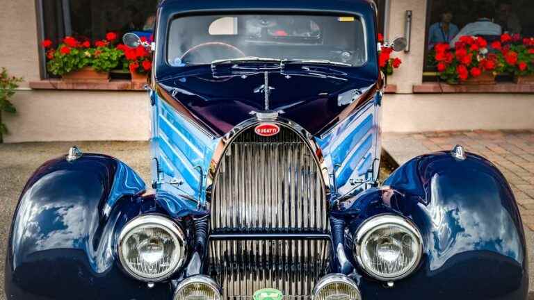 13th Plan de Cuques Classic Vehicles Show