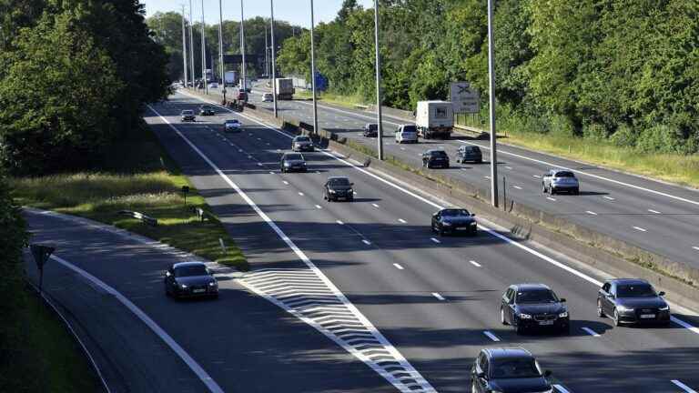 Belgian motorways turn off their lights to save money