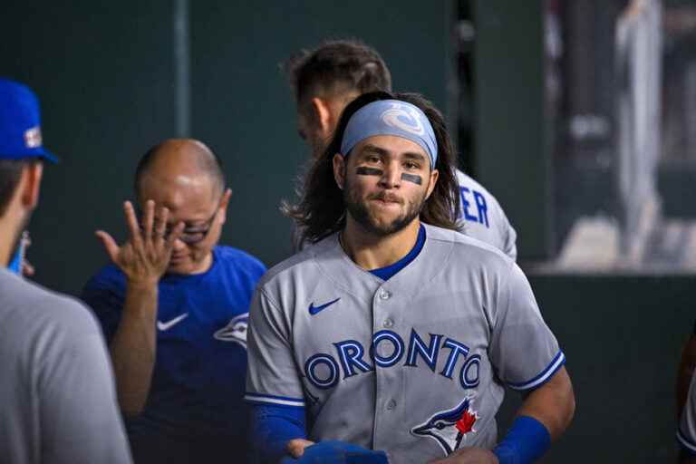 Blue Jays stumble in final game of series