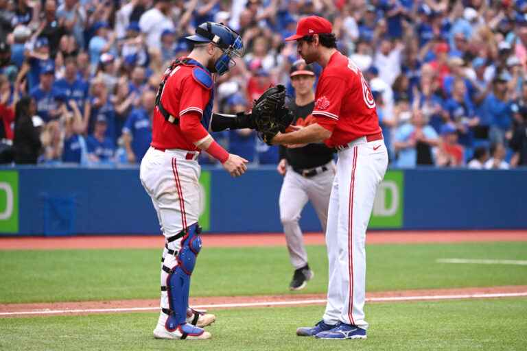 Blue Jays win series over Orioles 6-3