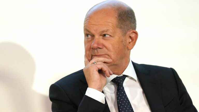 Chancellor Olaf Scholz tested positive for Covid-19