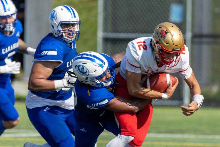 College Football |  The Carabins, at the last second!