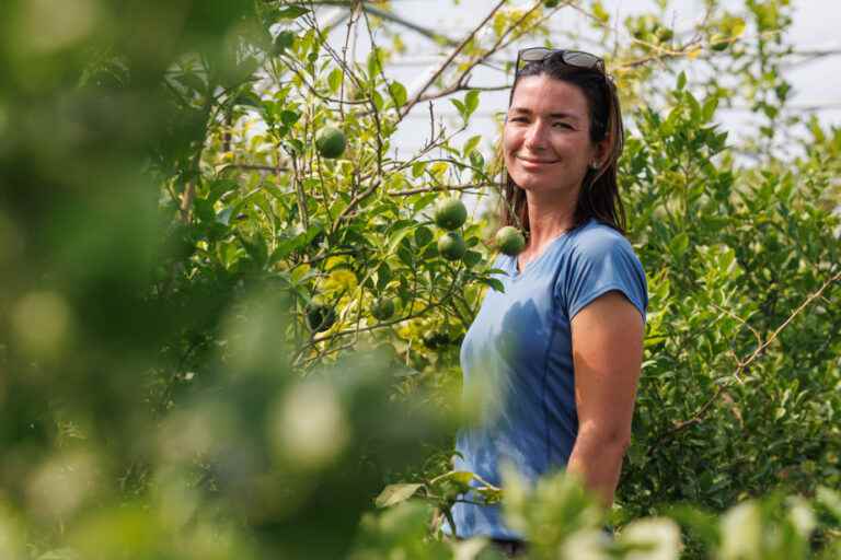 Cookbook |  Vyckie Vaillancourt and its Laval citrus fruits