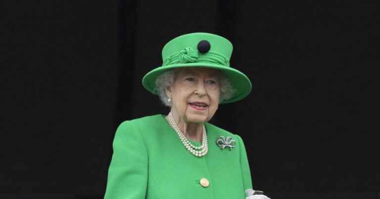 Death of Elizabeth II: her tombstone in Windsor officially unveiled