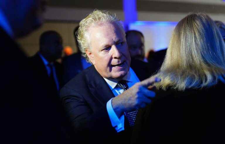 Defeated, Jean Charest promises to continue to be a conservative activist