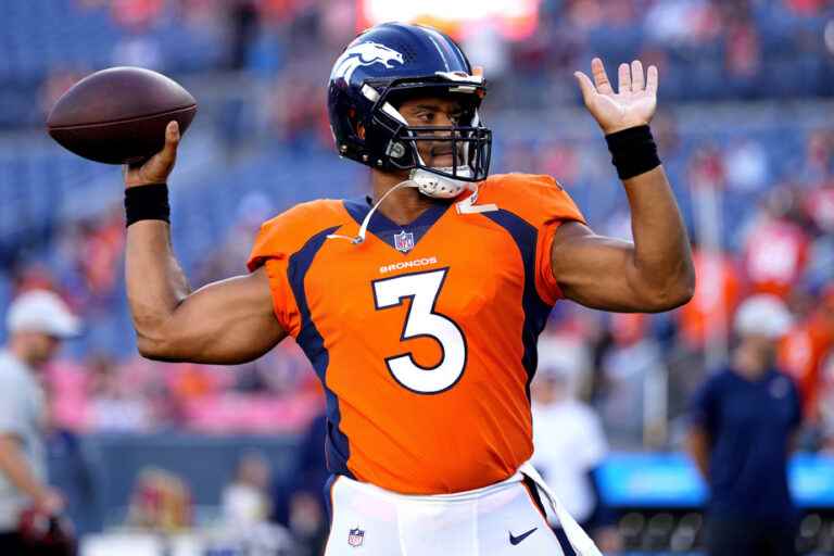 Denver Broncos |  Russell Wilson reportedly gets five-year contract extension