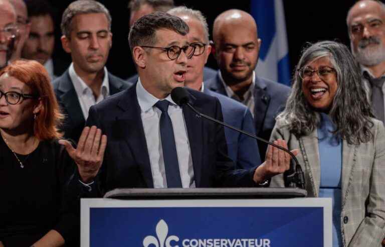 Elections Quebec 2022 |  More than 1,000 people gathered for Éric Duhaime in Lévis