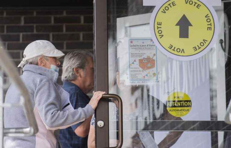 Elections Quebec 2022 |  Rush to polling stations in the greater Quebec City region for advance polls