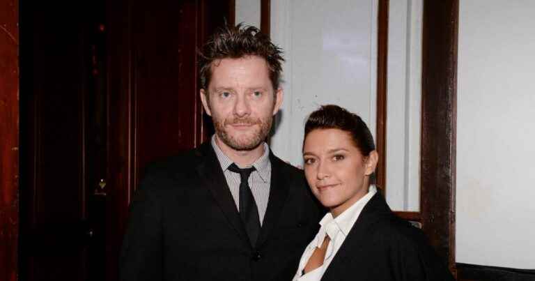 Emma de Caunes in love: rare and special photo with her husband taken by her daughter Nina