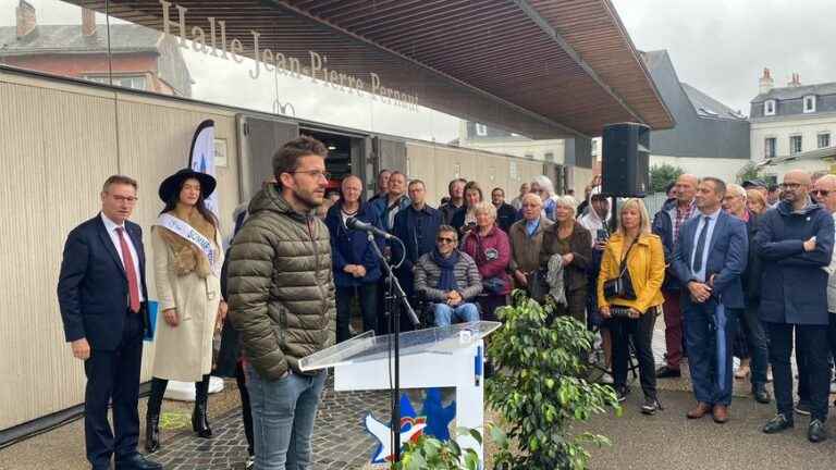 Emotion at the inauguration of the “Jean-Pierre Pernaut hall” in Abbeville