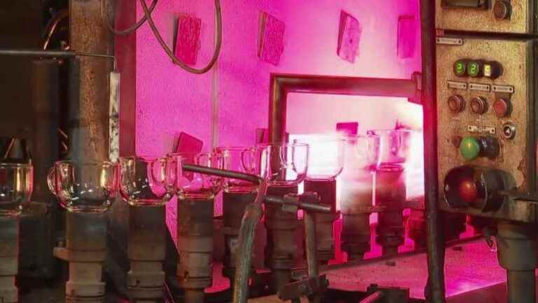 Energy prices: two glass factories forced to resort to partial unemployment