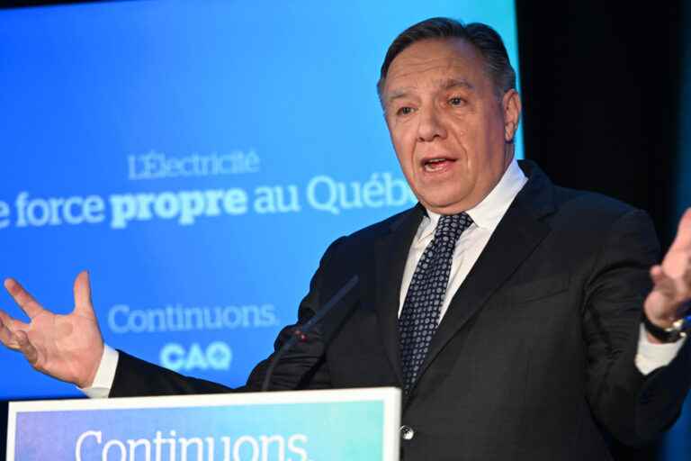 Environment |  Legault wants to build new hydroelectric dams