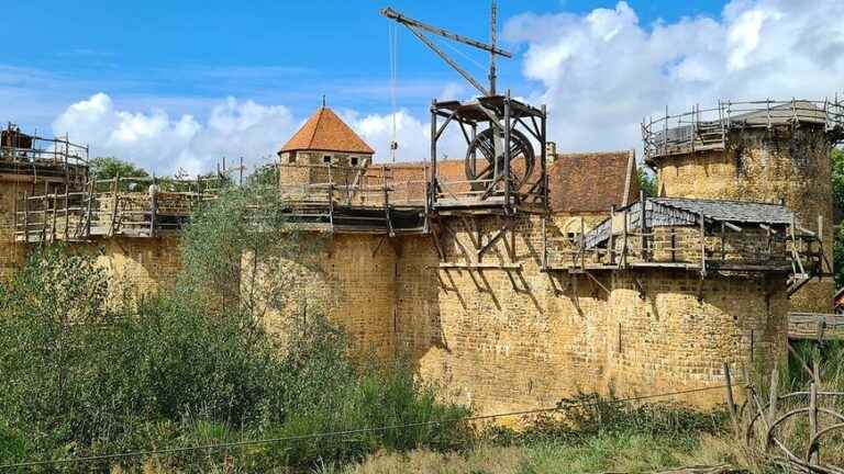 Here it is the Yonne on the medieval construction site of Guédelon in the Yonne