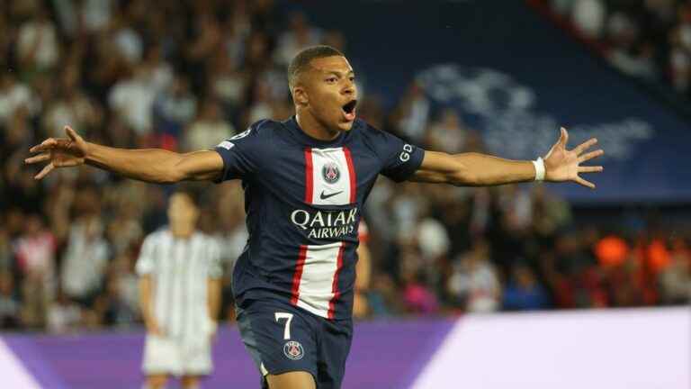 Historic victory of PSG 2-1 against Juventus Turin