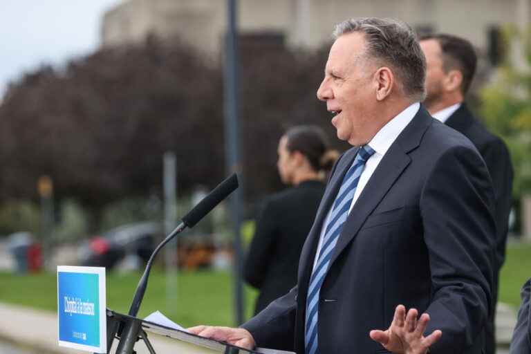 Hospitalization at home |  “We have to live in 2022”, pleads Legault