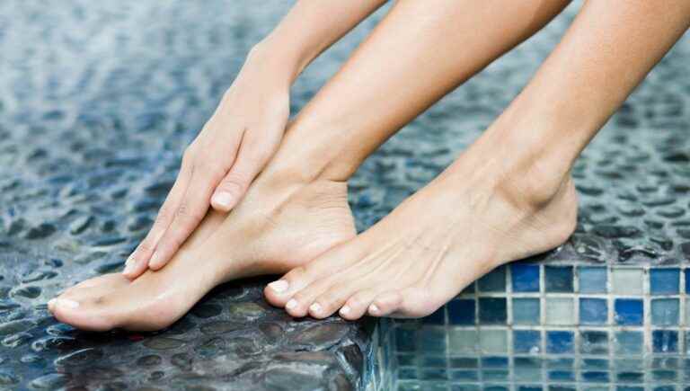 How to have healthy feet?