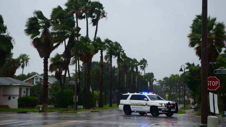 Hurricane Ian hits US shores, 23 migrants missing off Florida