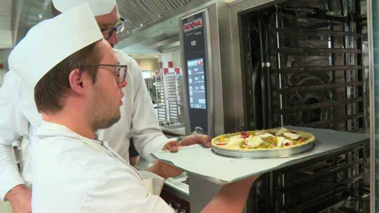 In Annecy, the Atout Coeur restaurant recruits young people with cognitive disabilities