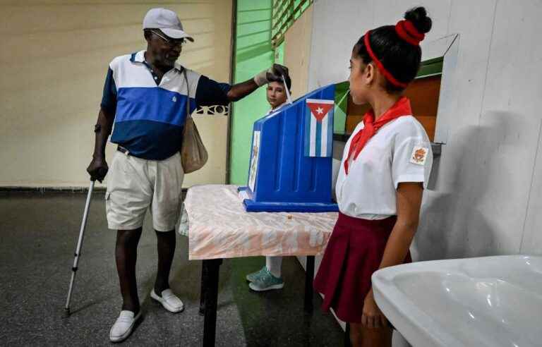 In Cuba, the new family code is approved by referendum