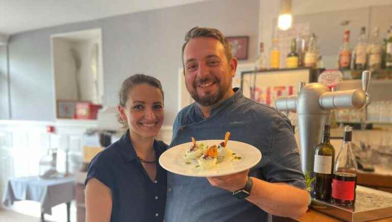 In the kitchen with Bernard Adam and chef Jérôme Menu of the restaurant “Le Central” in Boussac