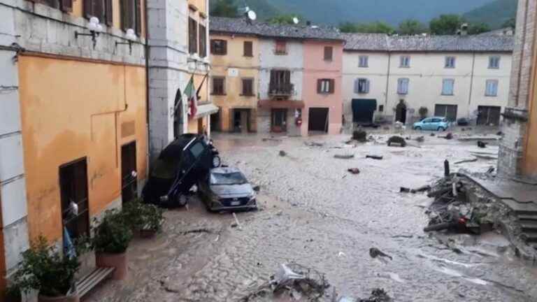 Italy: floods in the center of the country kill at least ten people