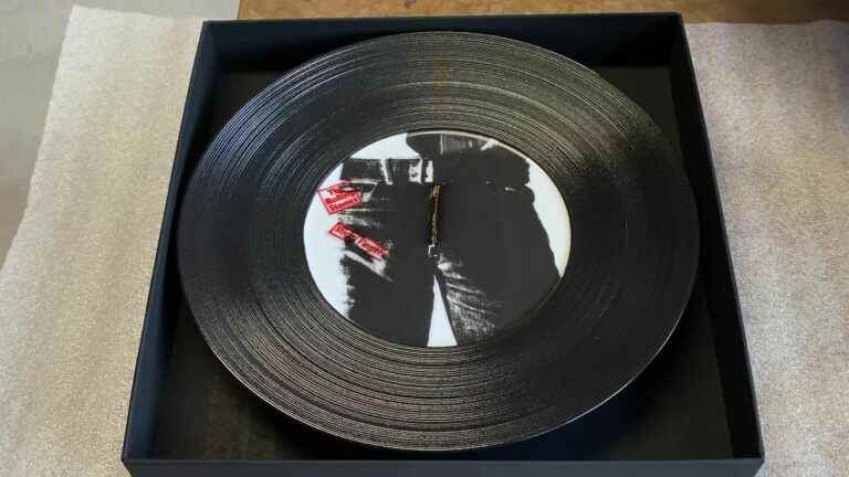 Legendary Rolling Stones albums engraved on Limoges porcelain plates