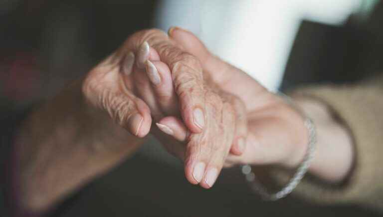 Living with a loved one with Alzheimer’s disease