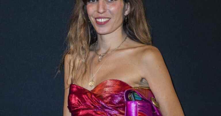 Lou Doillon, mother of Laszlo: she shows the reality of her body, 2 months after childbirth