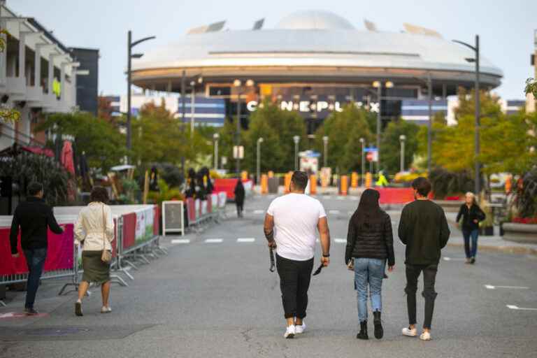 Make way for readers |  Dreaming of a car-free neighborhood