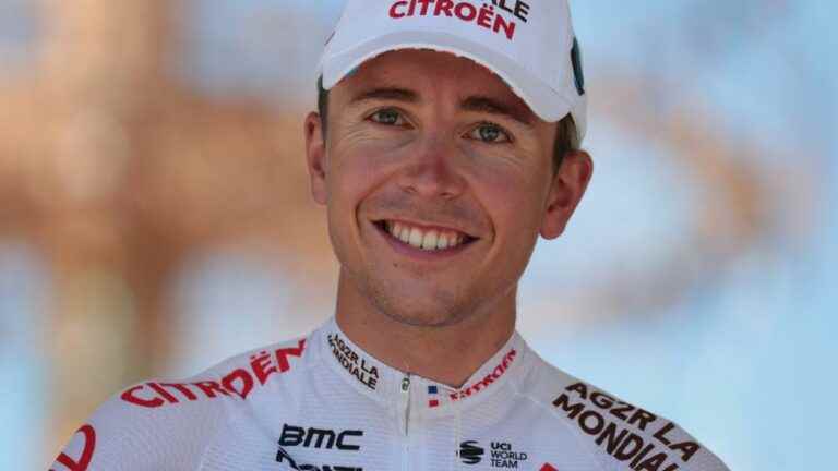 Manchois Benoît Cosnefroy at the start of the world cycling championships tonight