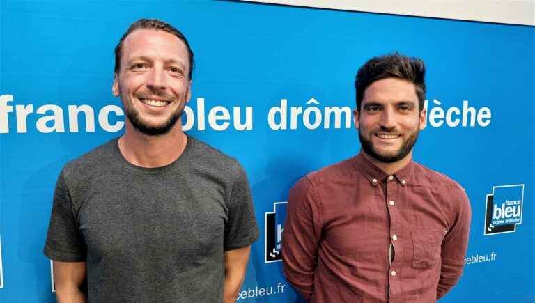 Martin Delamontagne and Cédric Fournier, back from their crossing of the Yukon and Alaska by canoe