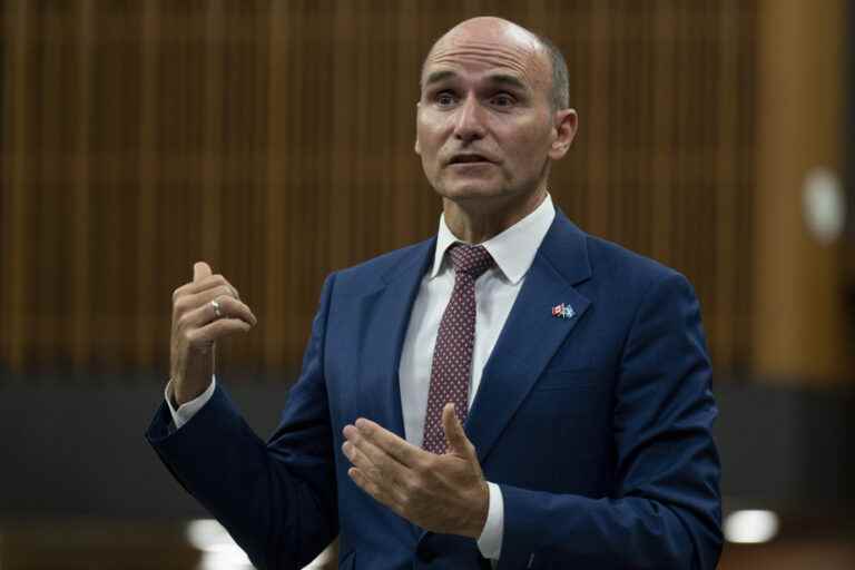 Minister Duclos calls for caution