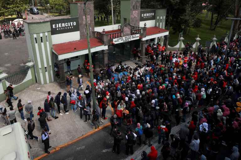 Missing Students in Mexico |  New clashes between demonstrators and police