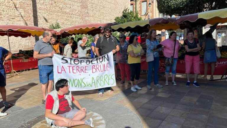 Mobilization in Canet against a real estate project on the former Miami campsite