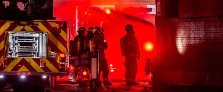 Montreal: a Jean Coutu pharmacy damaged by fire