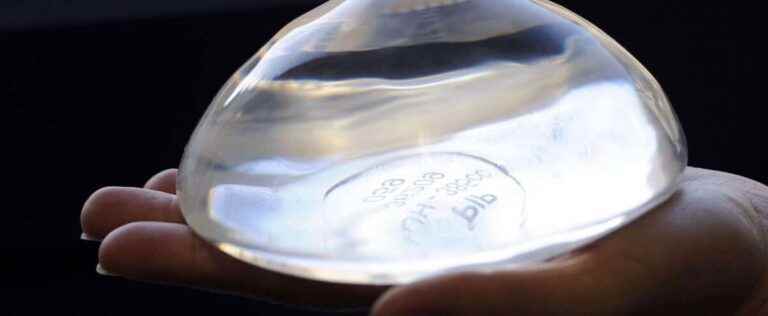 More and more women are removing their breast implants due to the danger