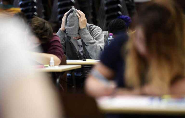 More than 10,000 school dropouts in Quebec