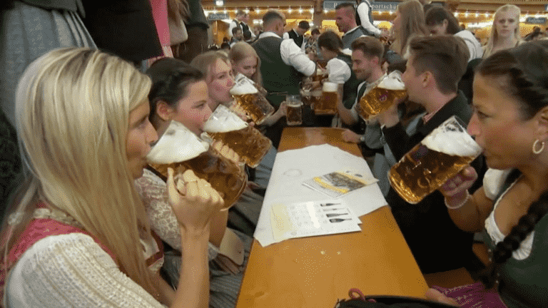 Oktoberfest returns to Munich