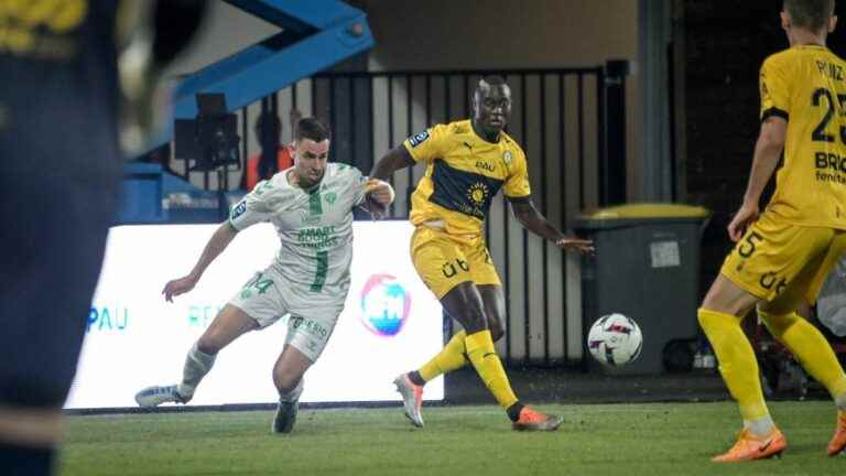 Pau FC very close to their first victory of the season against St-Étienne (2-2)