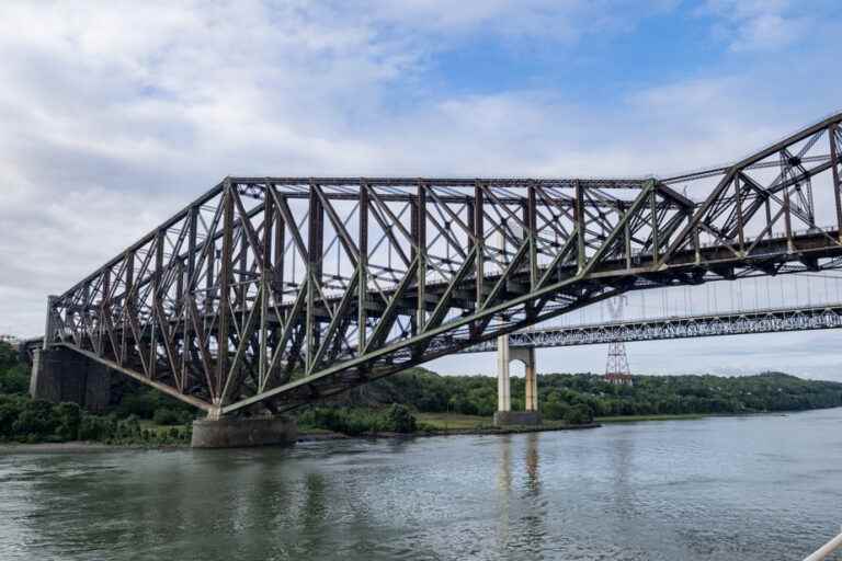 Quebec Bridge |  So let’s talk about the first link