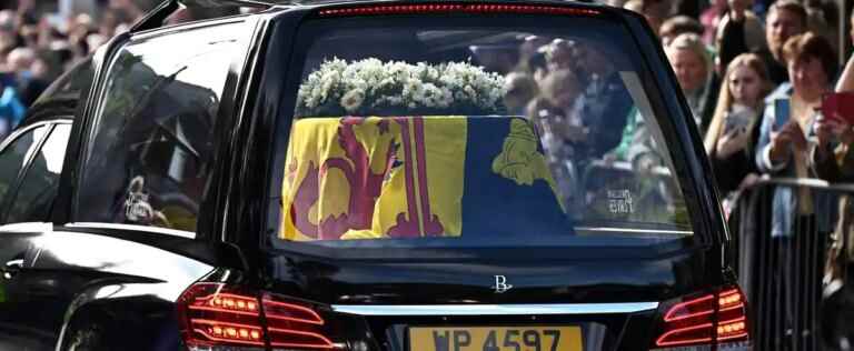 Queen Elizabeth II begins her final journey