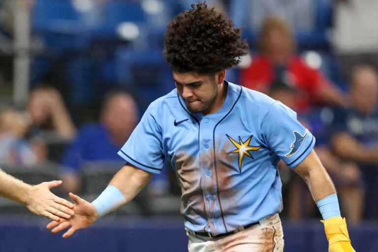 Rays edge Blue Jays 10-5