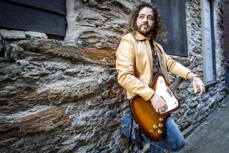 Ricky Paquette |  A Quebec guitarist with the Sheepdogs