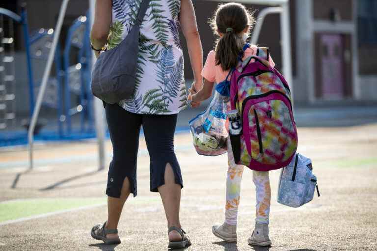 Shortage of staff |  Childcare services ask to… leave the children at home