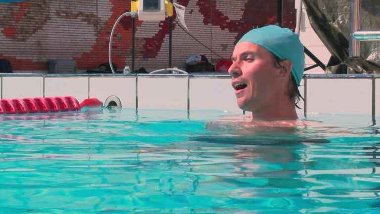 “Singing in the pool”, an opera in a Parisian swimming pool