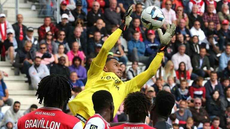 Stade de Reims plunges into numerical inferiority against Monaco (0-3)